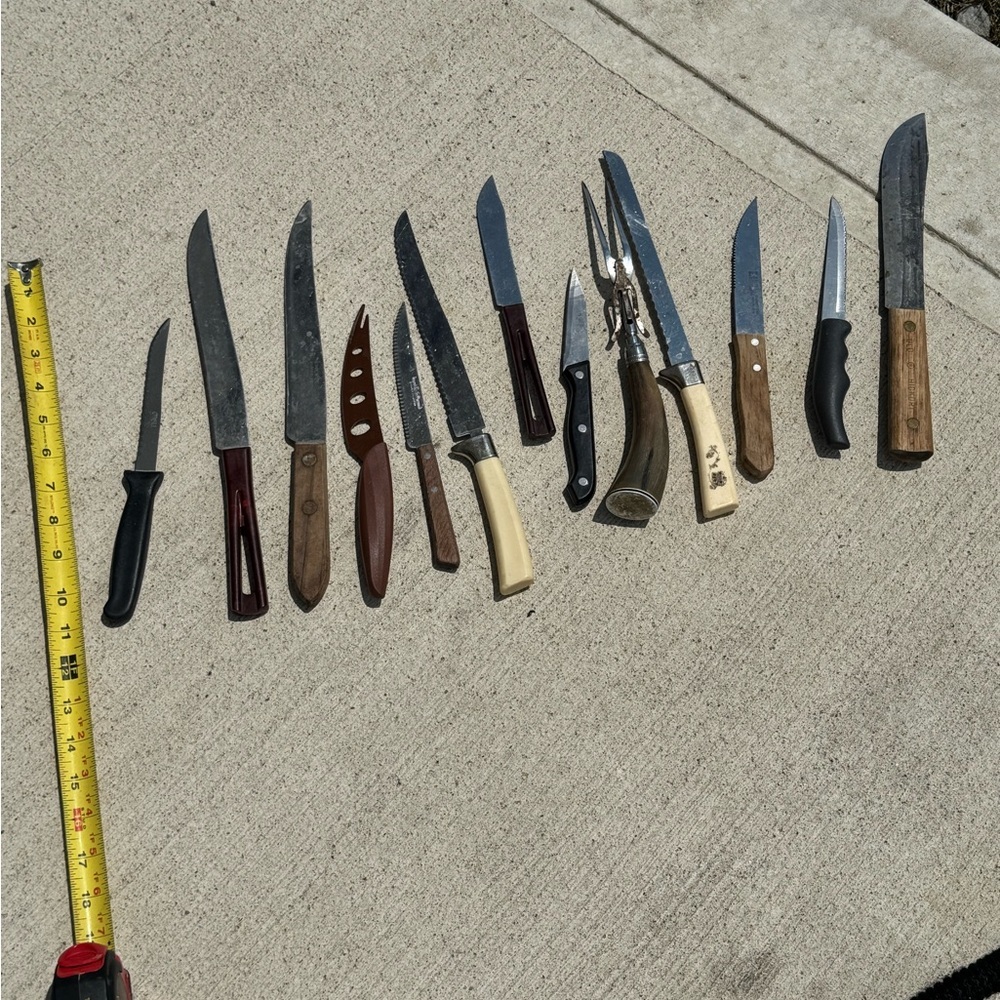 Random set of knifes set of 13 - as is condition